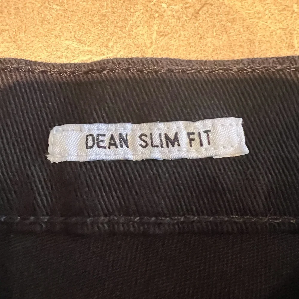 William Rast Men's Black Jeans - Picture 6 of 9